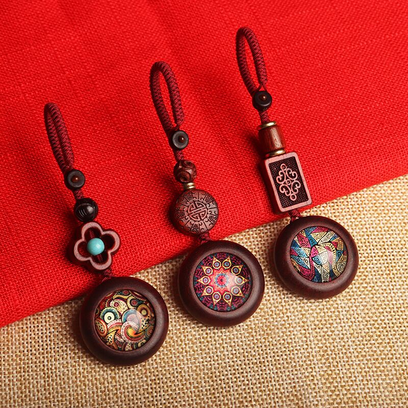 Sandalwood Keychain Men  Women - đánh giá và giá Men'S Fashion Easter