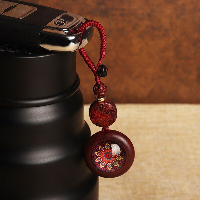 Sandalwood Keychain Men  Women - đánh giá và giá Men'S Fashion Easter